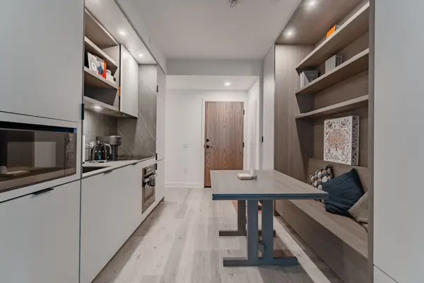 55 Charles ST E #2508, Toronto C08, ON M4Y 0J1