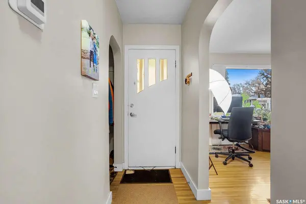 1711 Broadway AVENUE, Saskatoon, SK S7H 2B4