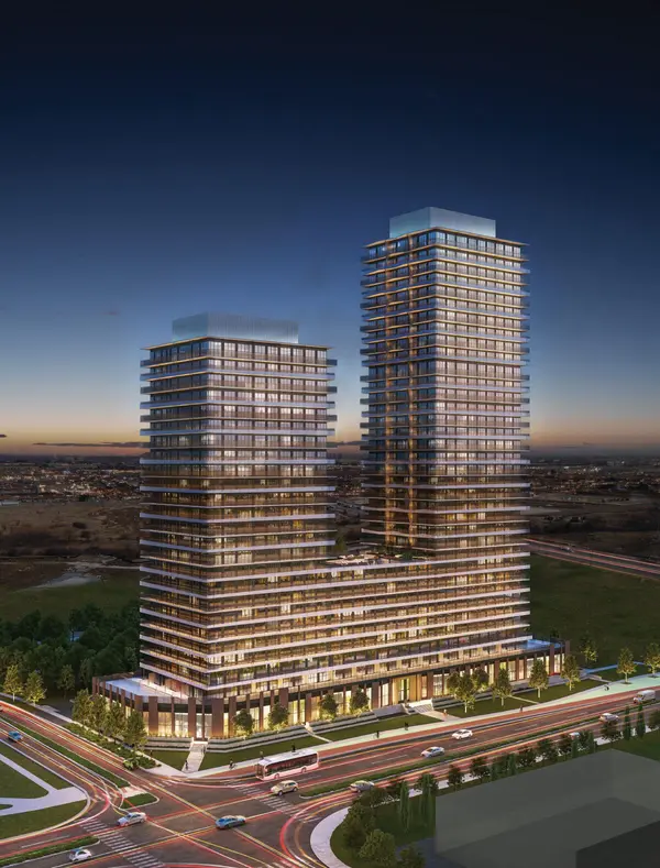 15 Skyridge DR #2207, Brampton, ON L6P 4S3