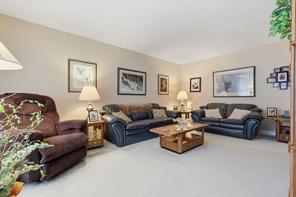 711 21st A AVE, Hanover, ON N4N 3M2