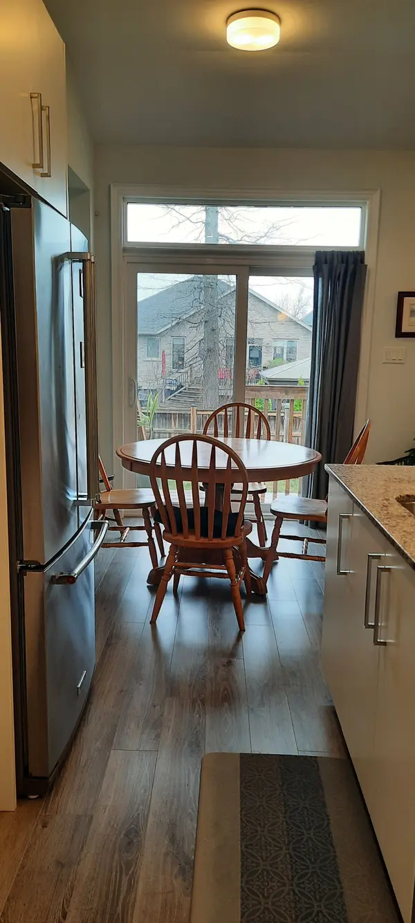 16 Paradise GRV, Niagara-on-the-lake, ON L0S 1T0