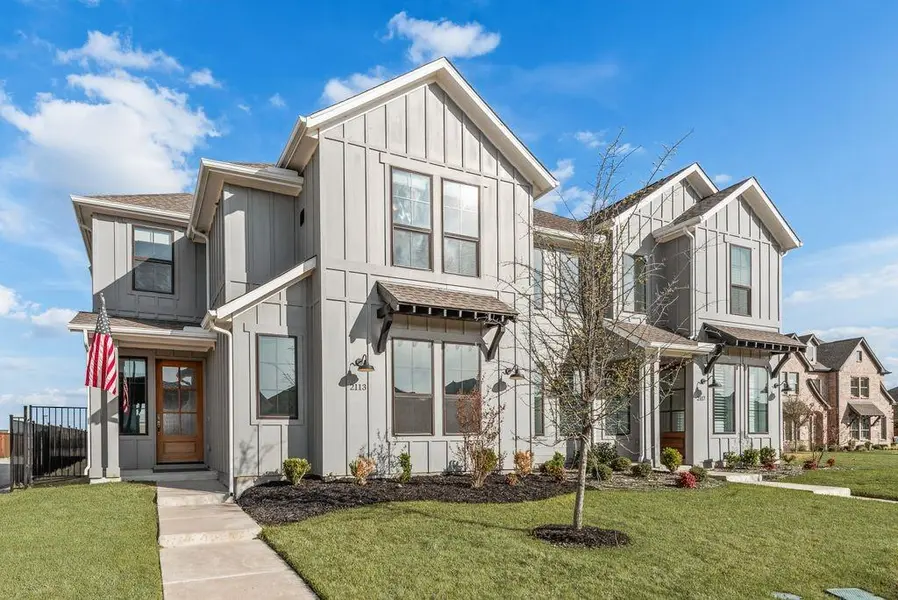 2113 Domingo Drive, Fort Worth, TX 76008