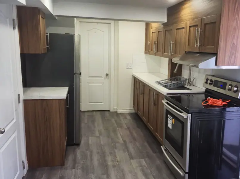 24 GRISELDA CT, Brampton, ON L6S 1M6