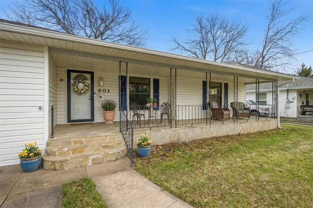 603 N Wharton Street, Sherman, TX 75092