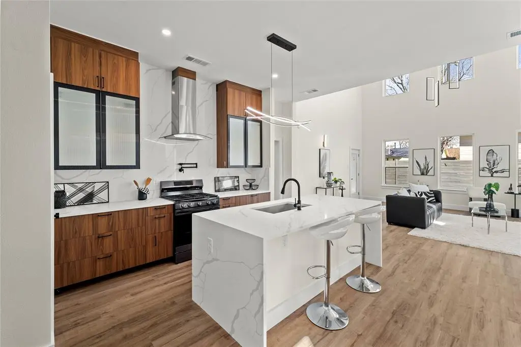 3634 Darien Street, Dallas, TX 75212