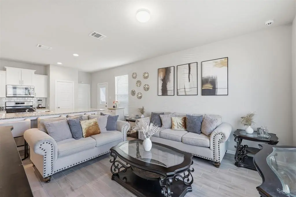 3445 Lake District Lane, Fort Worth, TX 76135