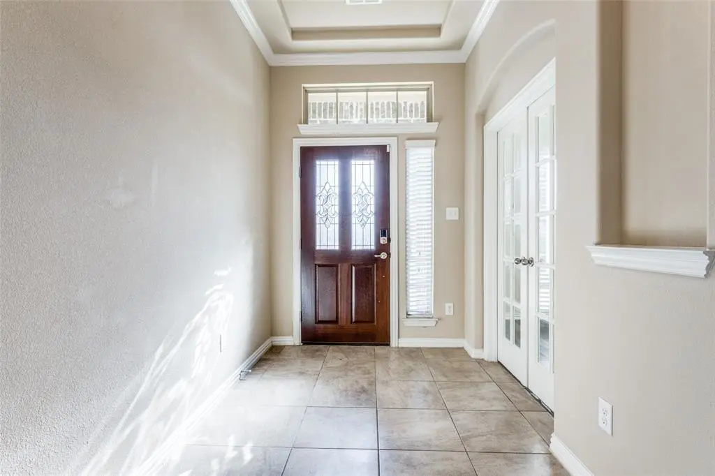 14805 Gilley Lane, Fort Worth, TX 76052