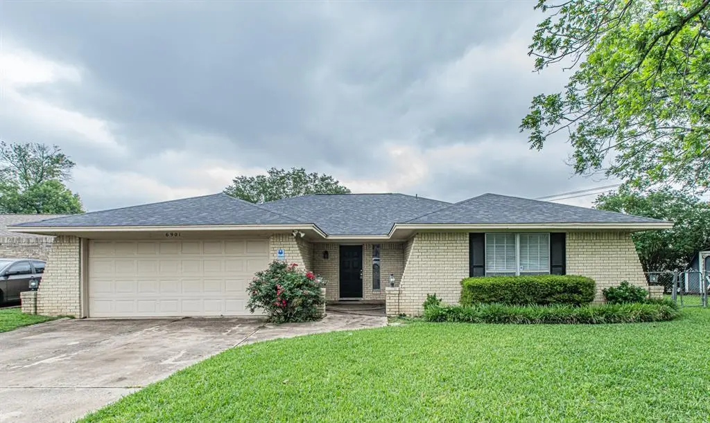 6901 Alexandria Court, Fort Worth, TX 76133
