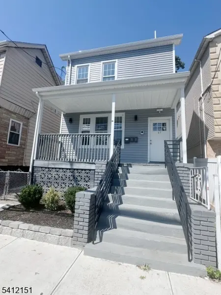 47 Aldine St, Newark City, NJ 07112