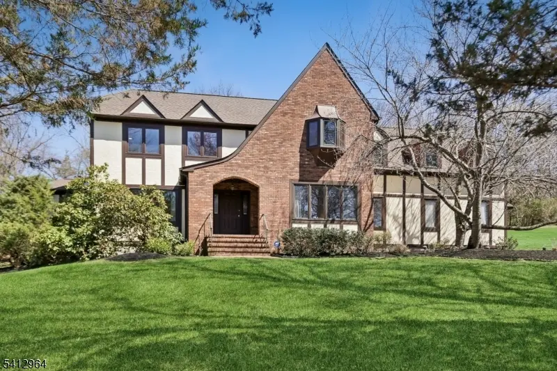 34 Knollcroft Rd, Bernards Twp., NJ 07920