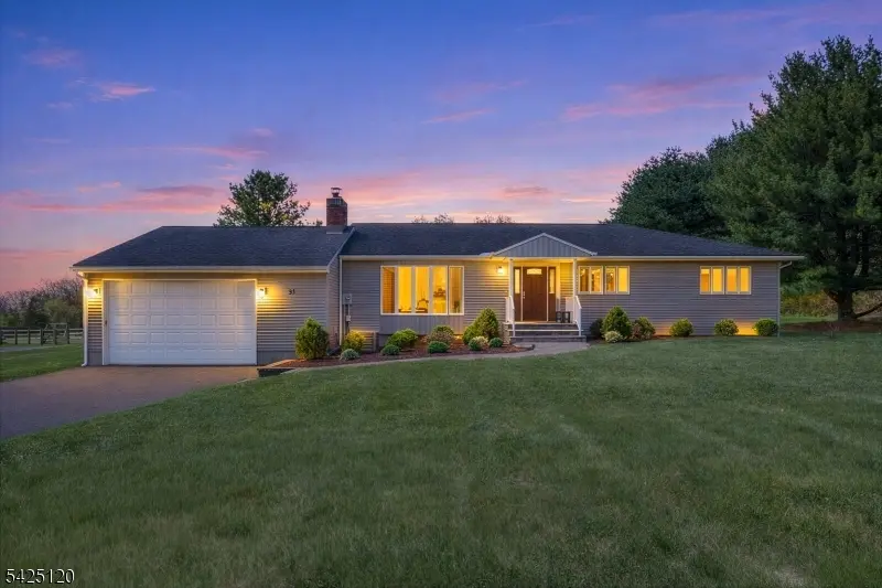 33 Hog Hollow Rd, Alexandria Twp., NJ 08867