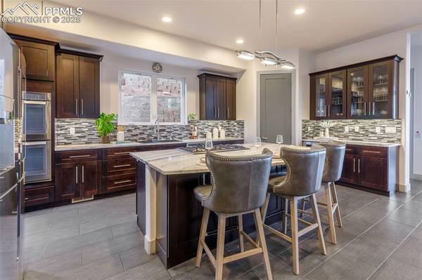 162 Crystal Valley RD, Manitou Springs, CO 80829