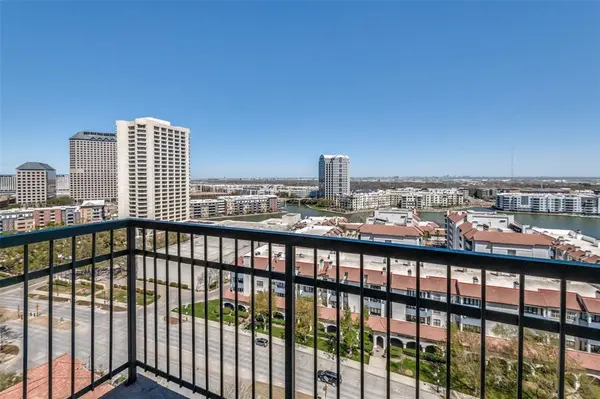 330 Las Colinas Boulevard E #1424, Irving, TX 75039