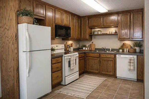 3120 Conveyor Drive, Burleson, TX 76028