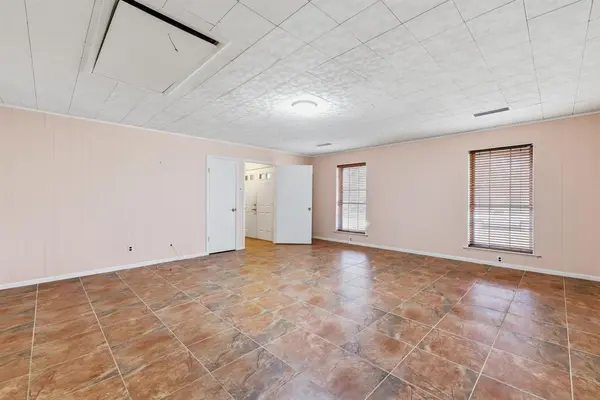 504 Debra Drive, Mesquite, TX 75149