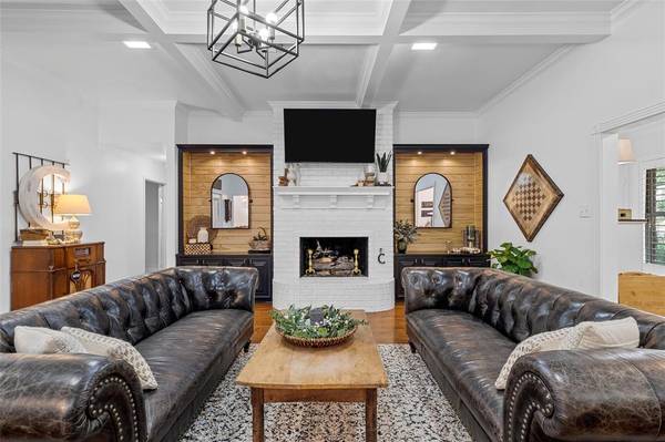 3000 Chimney Hill Drive, Waco, TX 76708