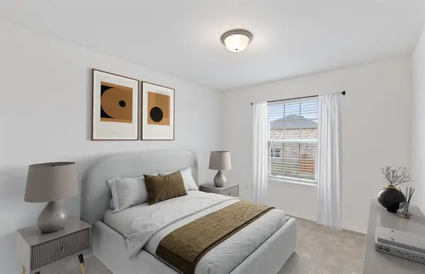 7502 Fenton Parkway, Pilot Point, TX 76258