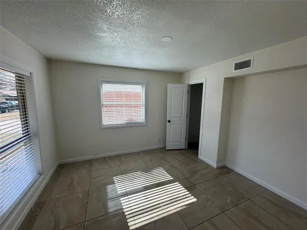 408 Steeple Ridge Road, Everman, TX 76140