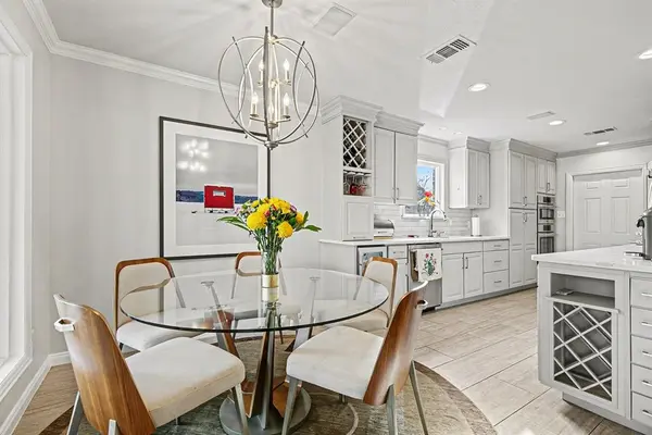 3538 Mercury Drive, Grapevine, TX 76051