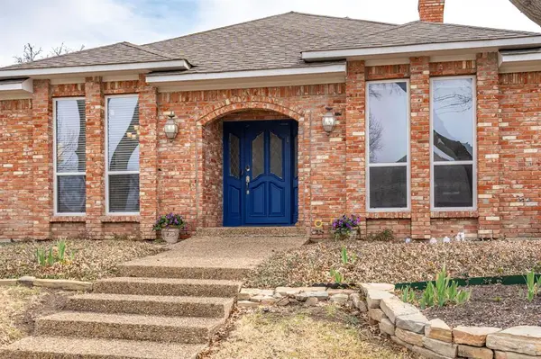 18116 Aramis Lane, Dallas, TX 75252