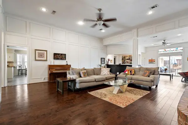 18116 Aramis Lane, Dallas, TX 75252