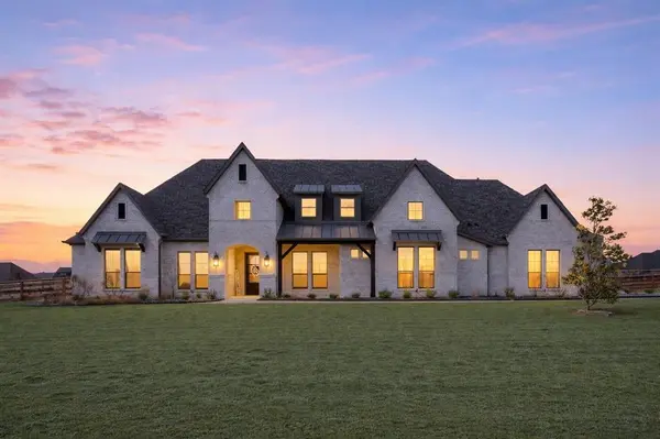 516 Westcreek Lane, Northlake, TX 76226