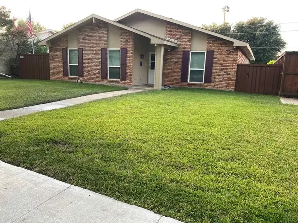 5036 Arbor Glen Road, The Colony, TX 75056