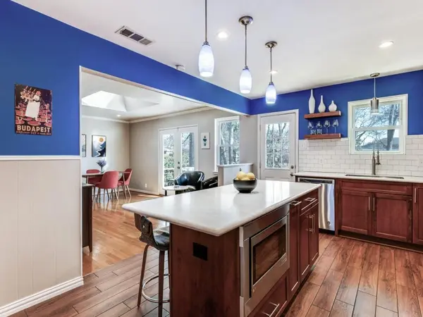 8306 Stonycreek Drive, Dallas, TX 75228