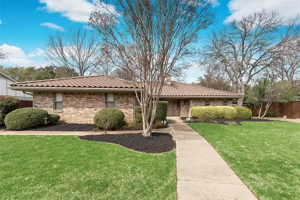 219 Indian Creek Drive, Trophy Club, TX 76262