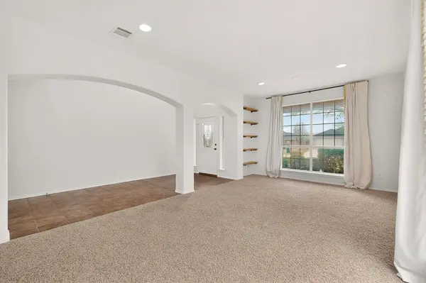 105 Canyon Court, Waxahachie, TX 75167