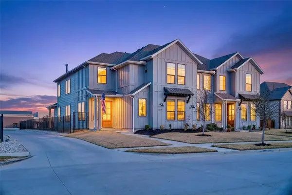 2113 Domingo Drive, Fort Worth, TX 76008