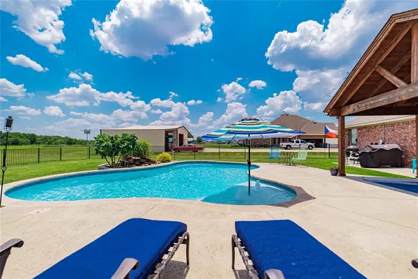 245 Mckinley Lane, Royse City, TX 75189