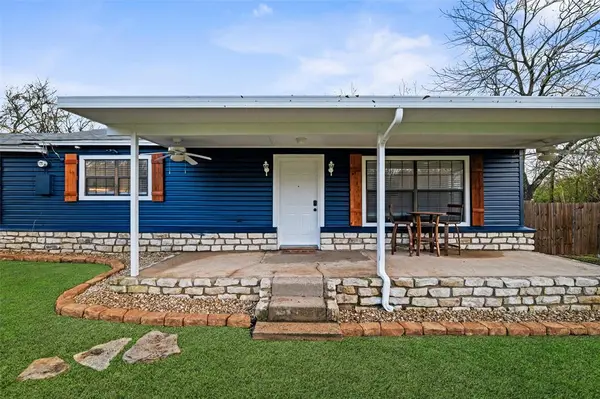 308 Carroll Street, Aledo, TX 76008