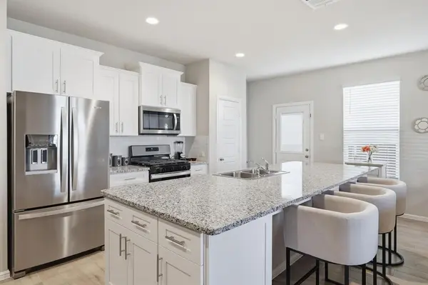 3445 Lake District Lane, Fort Worth, TX 76135