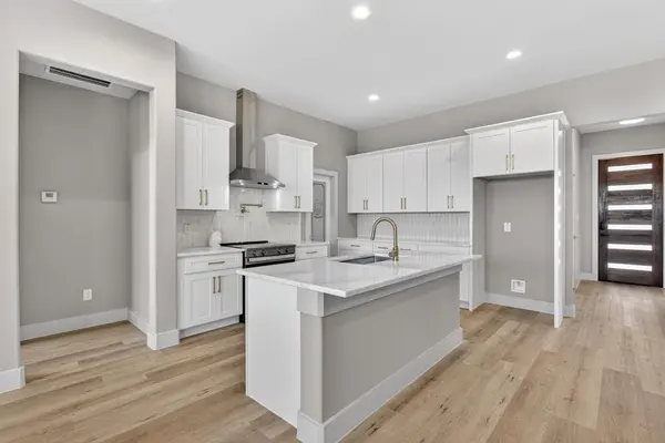 900 Cope Street, Mansfield, TX 76065