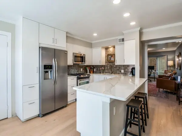 6112 Averill Way #A, Dallas, TX 75225