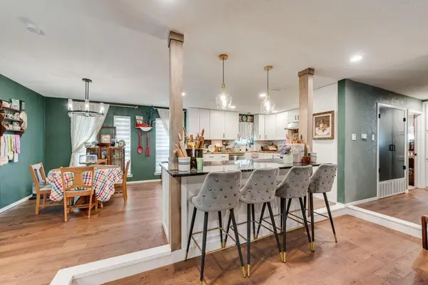 905 Colonial, Cleburne, TX 76033