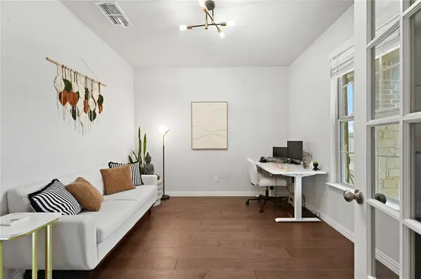 10713 Smoky Oak Trail, Argyle, TX 76226