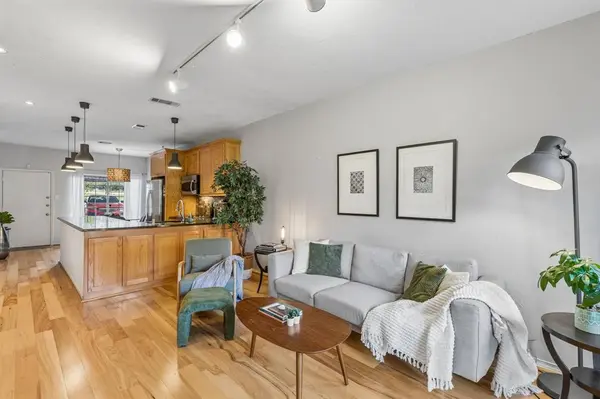 9801 Royal Lane #707, Dallas, TX 75231