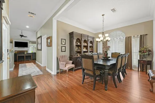 626 Creekbend Drive, Mesquite, TX 75149