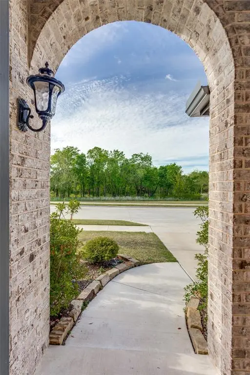 4440 Mill Falls Drive, Fort Worth, TX 76036