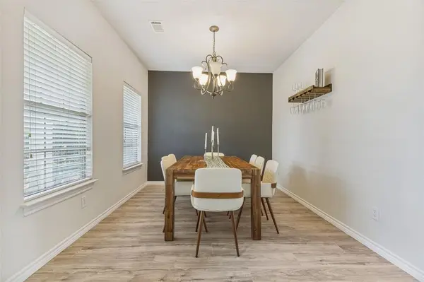 8233 Delafield Drive, Fort Worth, TX 76131