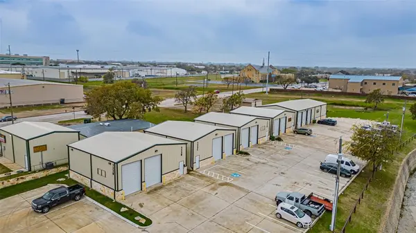 132 N Grants Lane #E, White Settlement, TX 76108