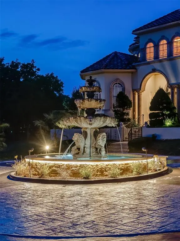 8600 Riviera Court, Flower Mound, TX 75022