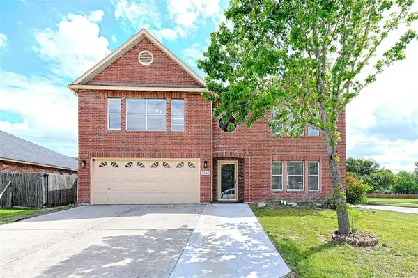 3188 Spyglass Drive, Grand Prairie, TX 75052