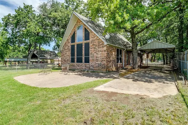 6517 Peden Road, Fort Worth, TX 76179