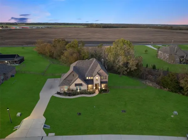 191 Daniel Drive, Van Alstyne, TX 75495