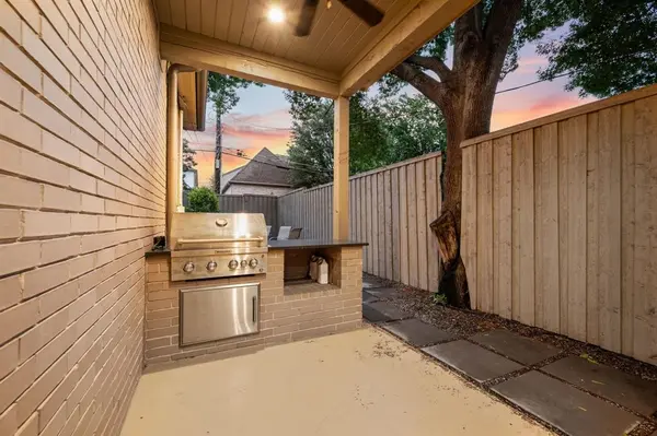 6811 Del Norte Lane, Dallas, TX 75225