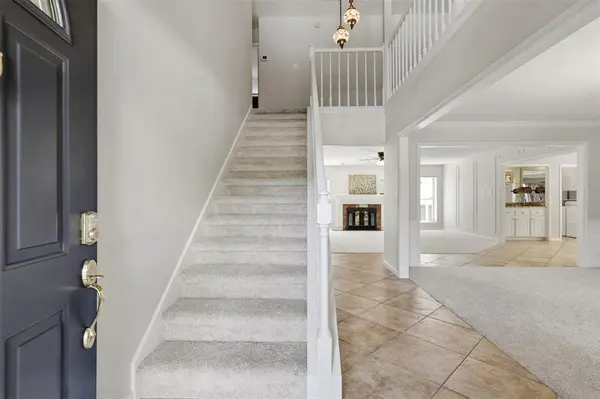 2150 Strathmore Drive, Highland Village, TX 75077