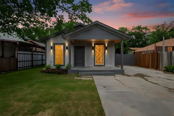 715 Ezekial Avenue, Dallas, TX 75217